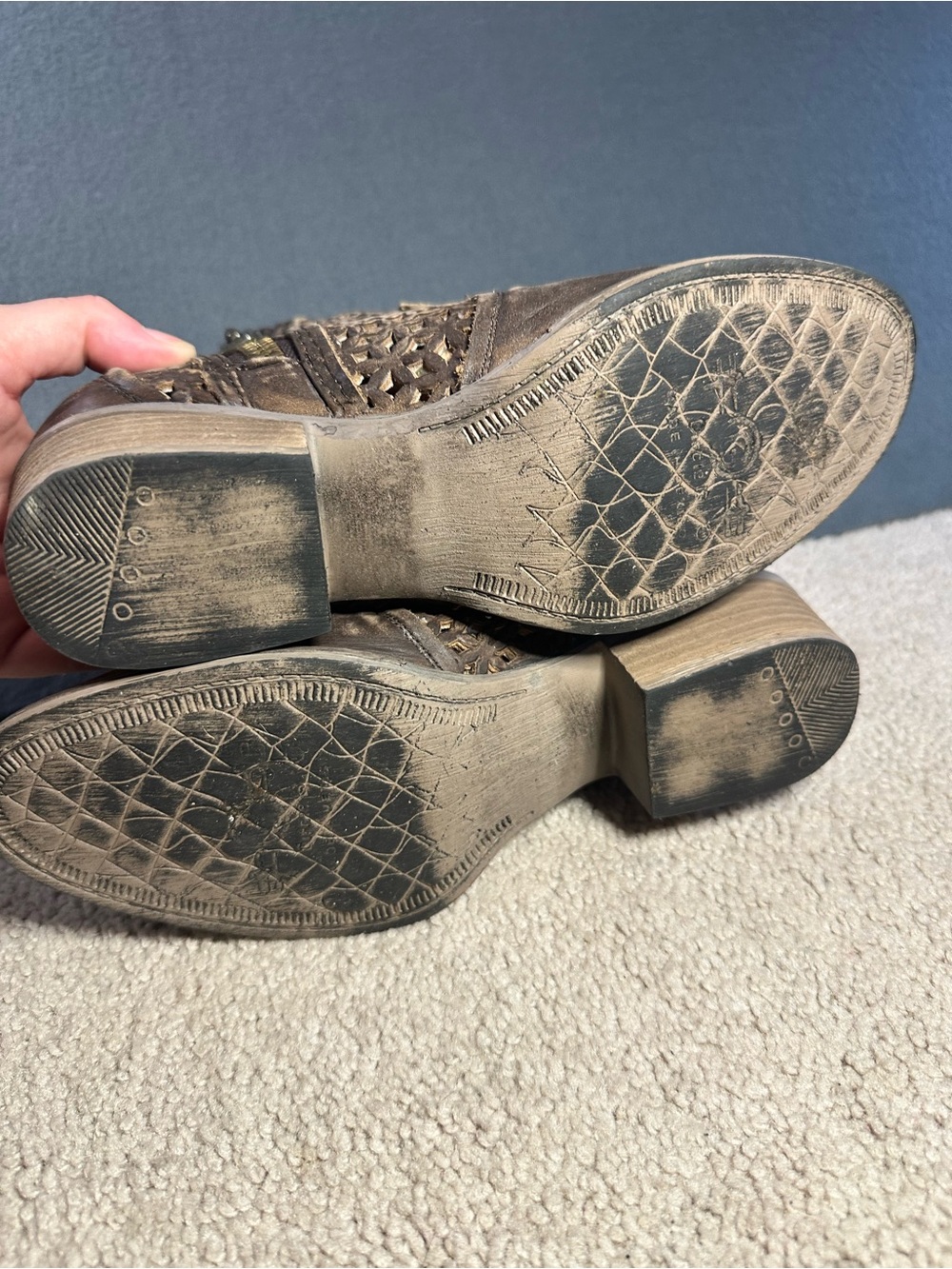 Circle G by Corral Brown Distressed Leather Laser Cut Ankle Booties Women’s 7 - Picture 9 of 14